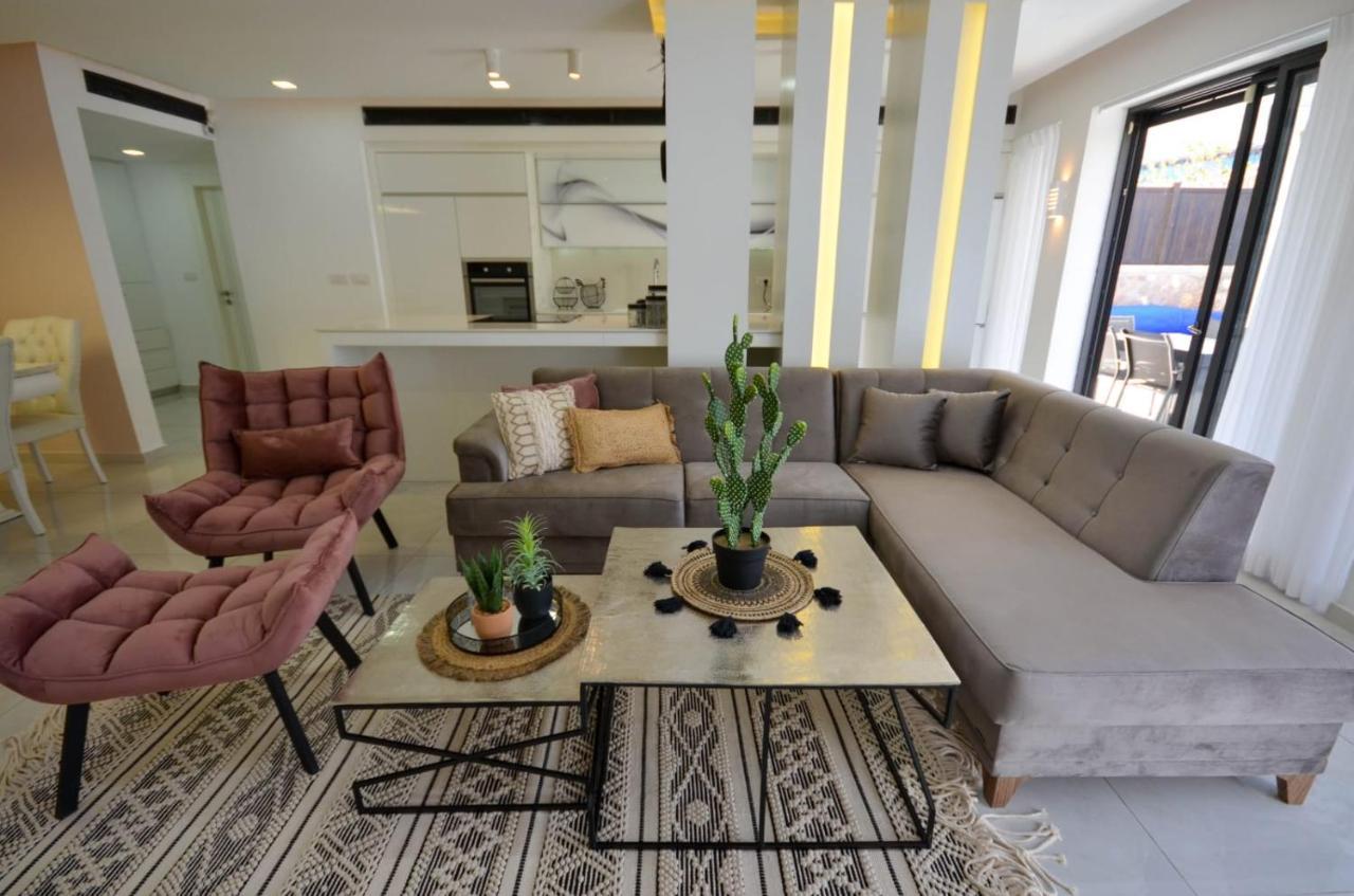 Sweet Home Shahamon Eilat Bagian luar foto